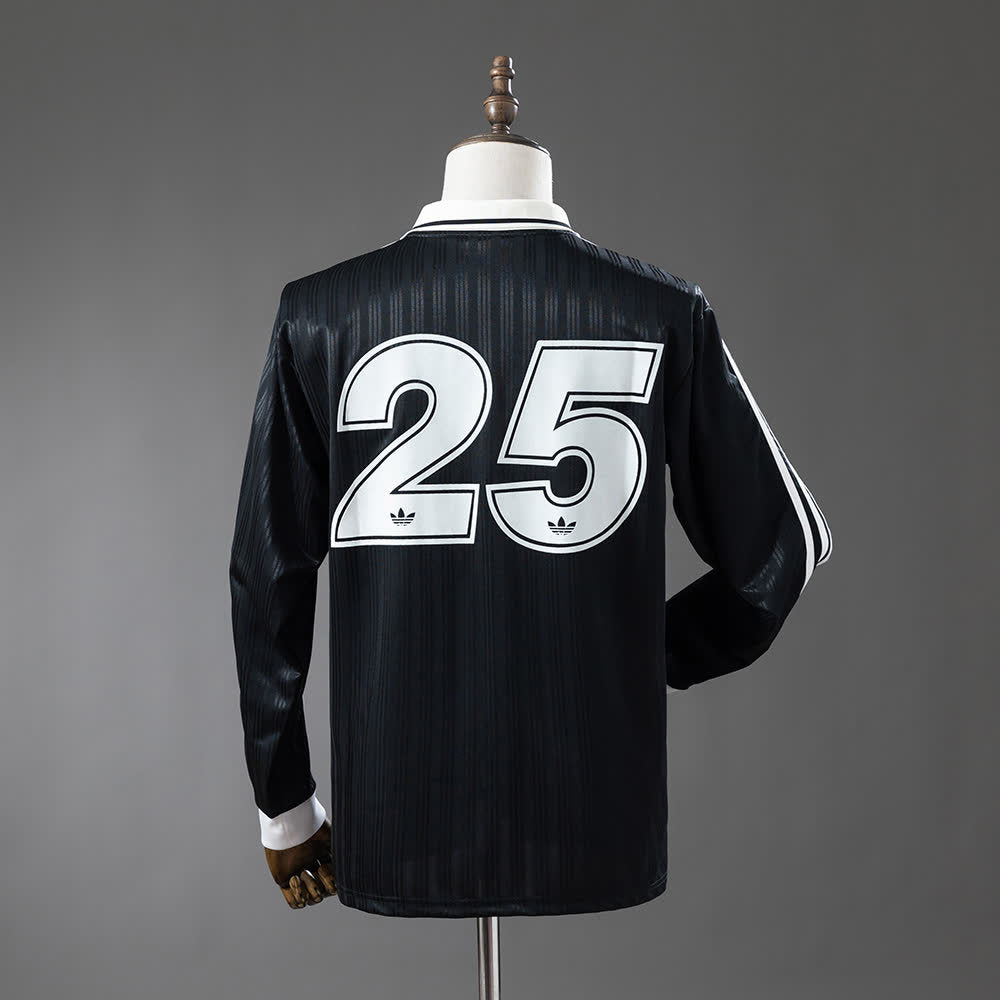 Oasis Tour Sweatshirt Black
