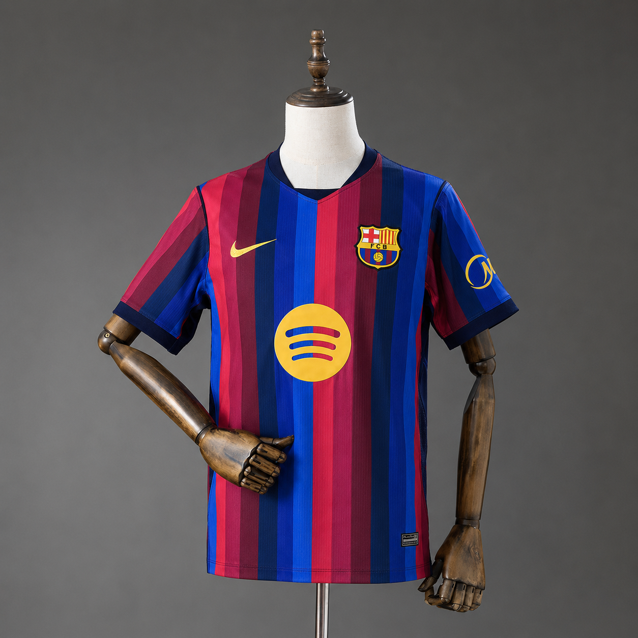 Barcelona Home - 26/27