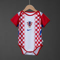Croatia 26/27 baby home jersey - front view