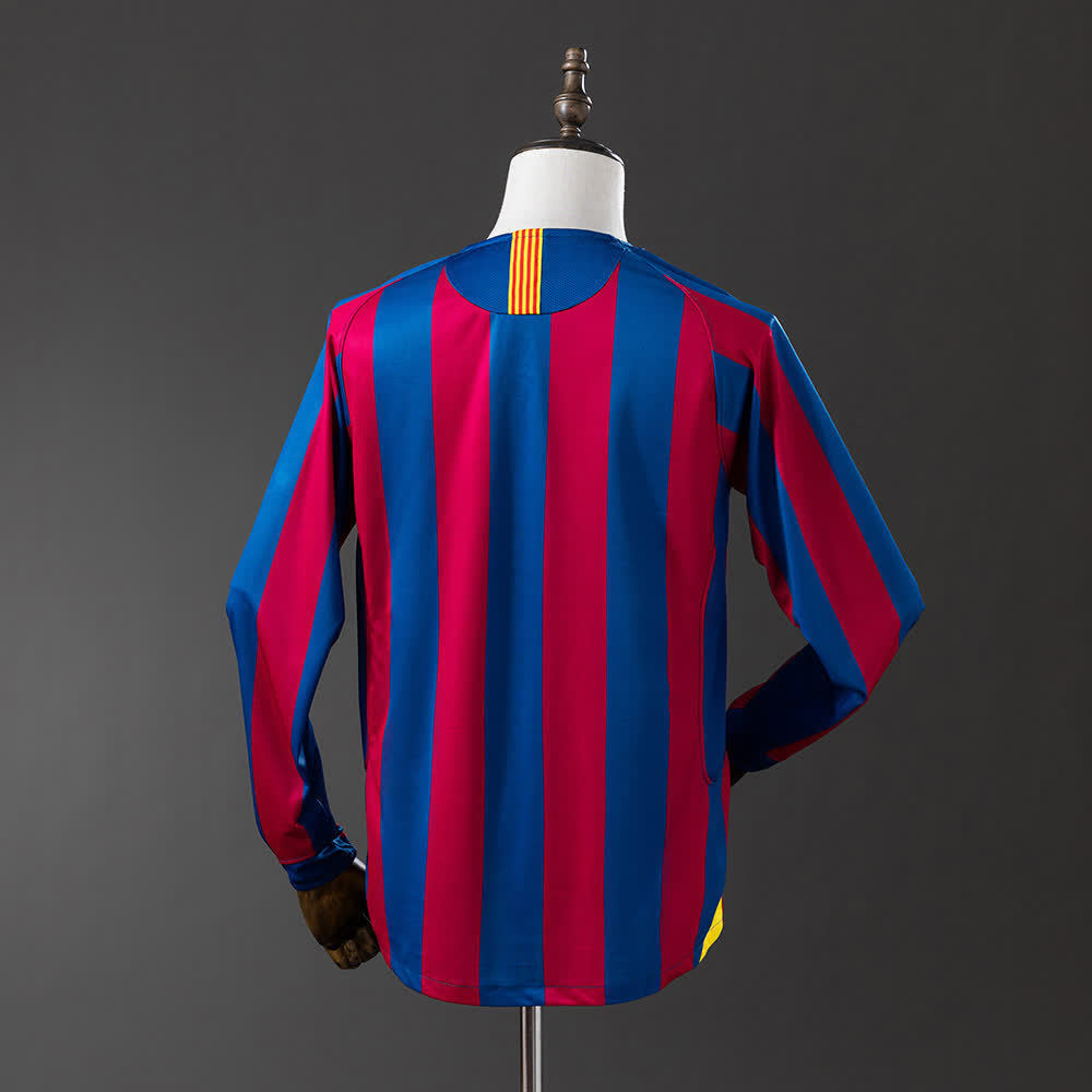 Barcelona Home - 05/06
