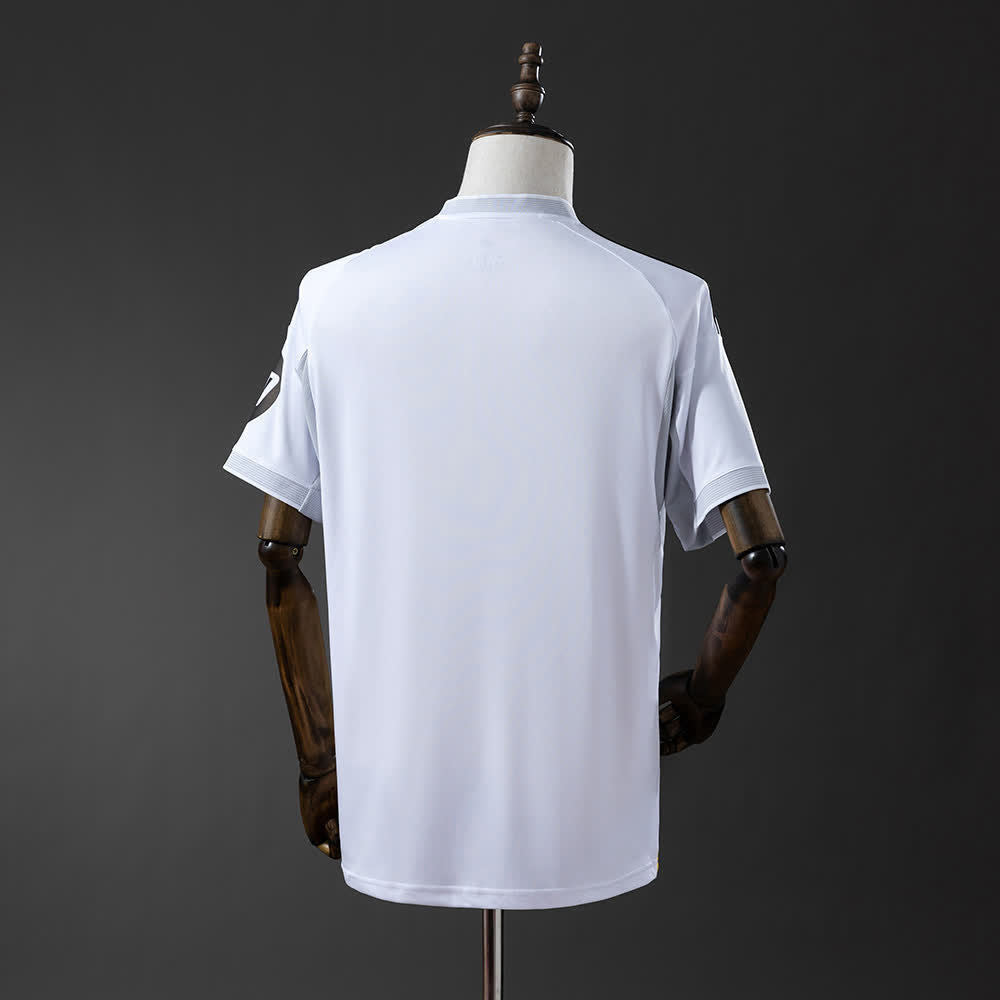 Real Madrid Home - 25/26 — adult replica football kit, World Cup 2026